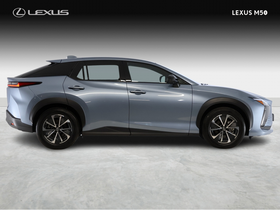 2025 Lexus RZ - image 4