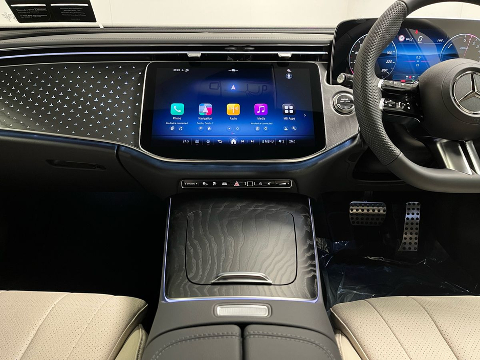 2026 Mercedes-Benz E Class 300e AMG - 19 Inch Alloys - Reversing Camera - Ambient Lighting - Sat Nav - Climate Control - Electric Heated Memory Seats - Keyless Start - Apple CarPlay/Android Auto €87,226