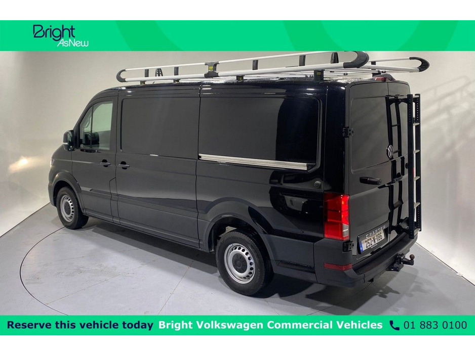 2025 Volkswagen Crafter - image 11