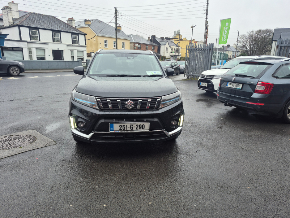 2025 Suzuki Vitara - image 6