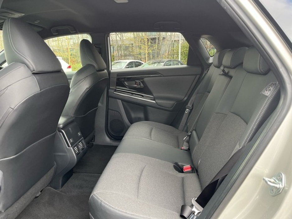 2023 Toyota bZ4X - image 8