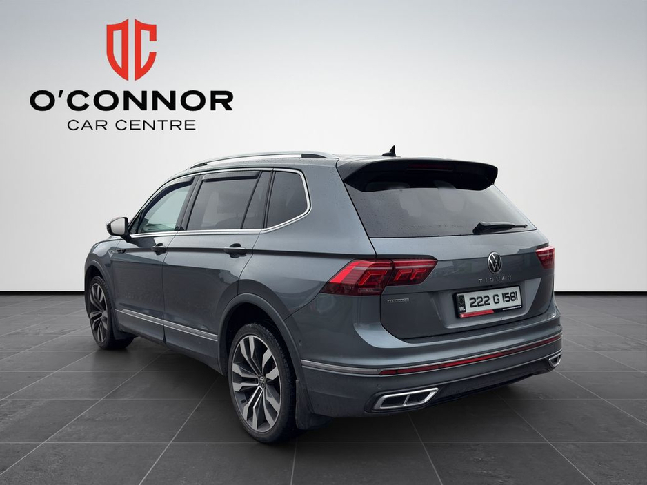 2022 Volkswagen Tiguan Allspace 2.0D AUTO R-LINE "Pan roof above you, DSG doing the work for you — driving doesn’t get easier than this" €44,888