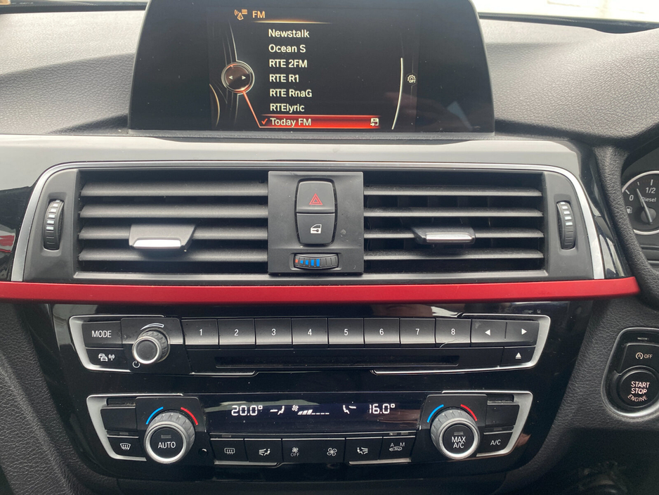 2016 BMW 3 Series - image 14