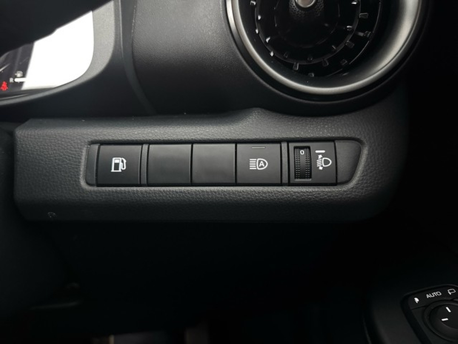 2024 Toyota C-HR Hybrid Sport €33,950