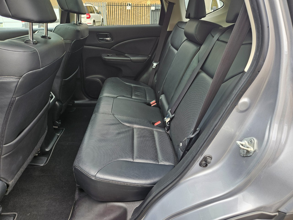 2016 Honda CR-V - image 12