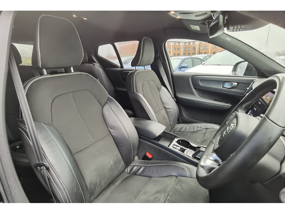 2021 Volvo XC40 1.5 T4 R-DESIGN RECHARGE - FINANCE AVAILABLE - CALL US TODAY ON 01 492 6566 OR 087-092 5525 €24,950