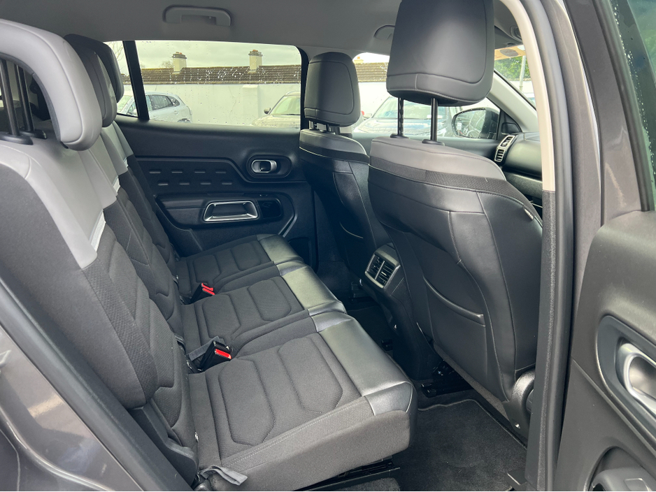 2023 Citroen C5 Aircross - image 12