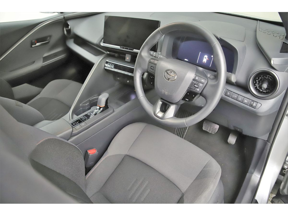 2024 Toyota C-HR - image 13