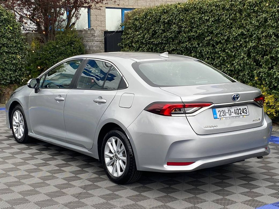 2023 Toyota Corolla - image 5