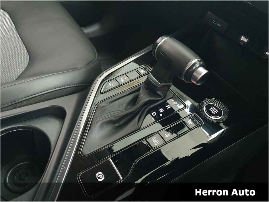 2025 Kia Niro - image 11