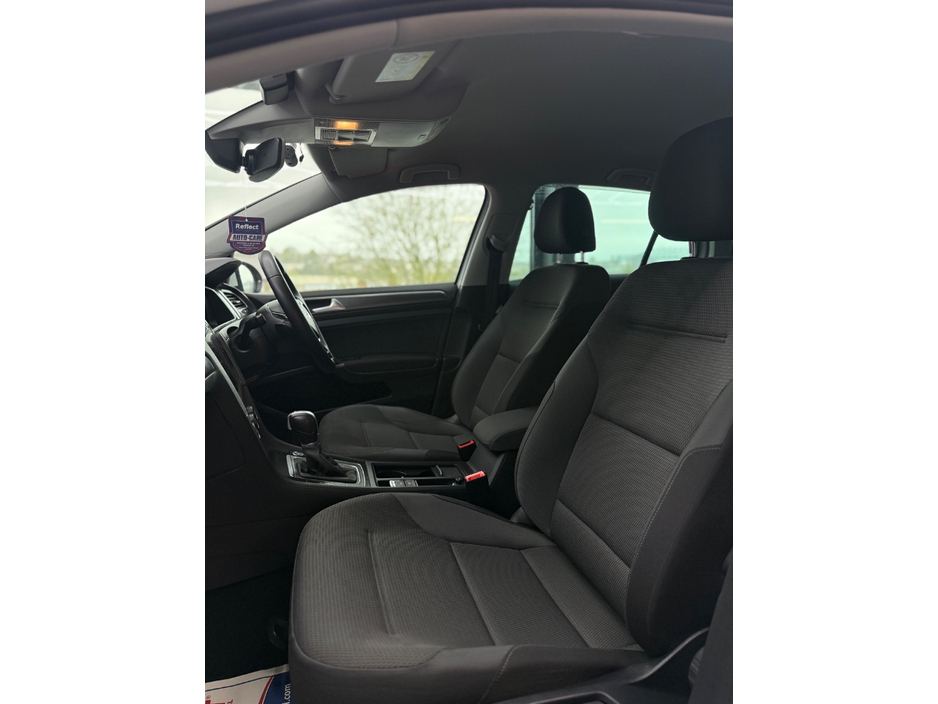 2018 Volkswagen Golf - image 17