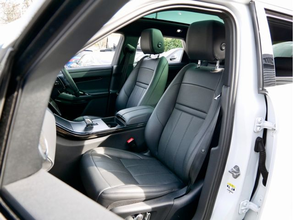 2024 Land Rover Range Rover Evoque - image 14