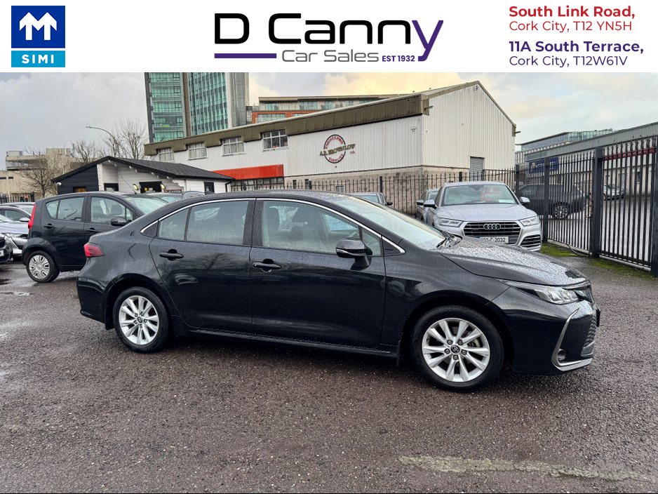 2023 Toyota Corolla LUNA SALOON 4DR AUTO €25,950