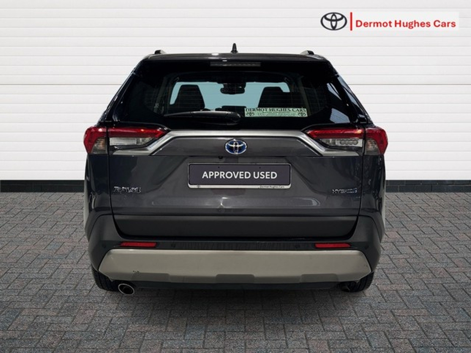 2024 Toyota Rav4 - image 4