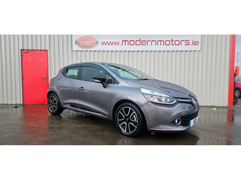 2015 Renault Clio lutecia automatic 1.2 petrol dynamique low kms €8,995