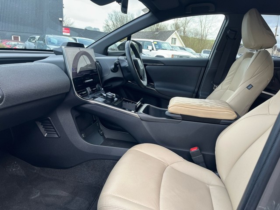 2024 Toyota bZ4X - image 6