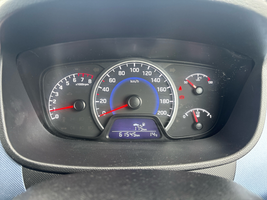 2019 Hyundai i10 - image 13