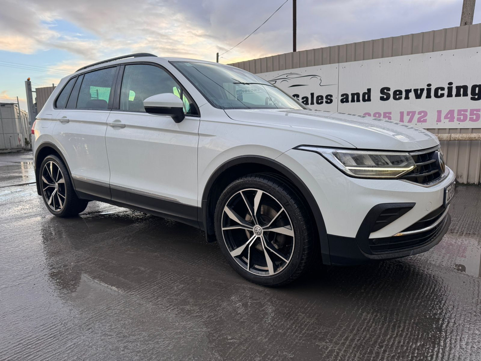2021 Volkswagen Tiguan LIFE 2.0 TDI MANUAL 6SPEED FWD 122BHP 5 5DR €26,800