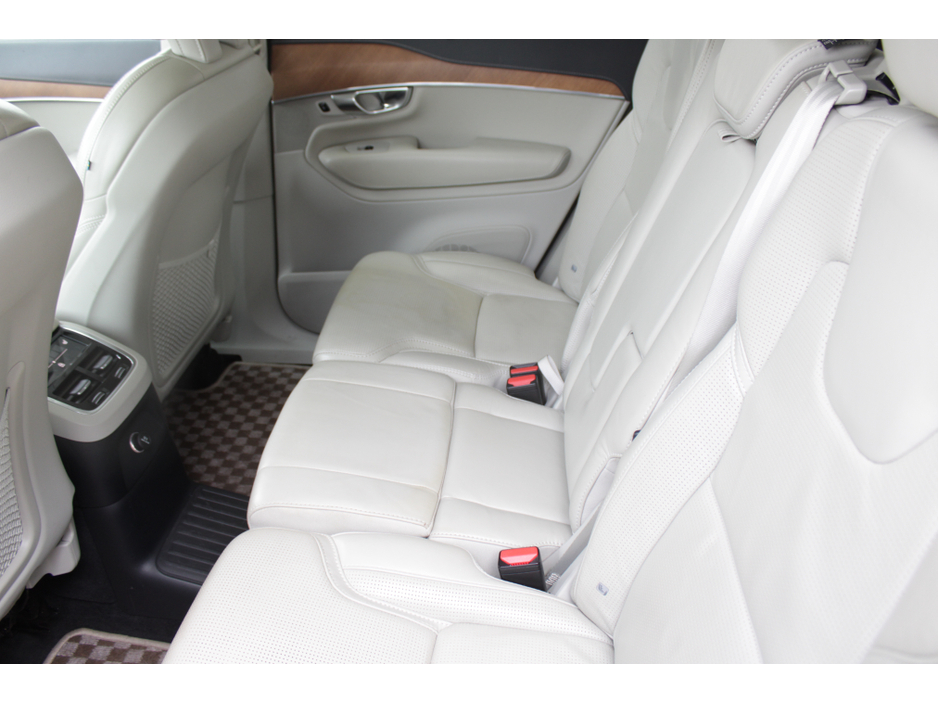 2019 Volvo XC90 - image 23