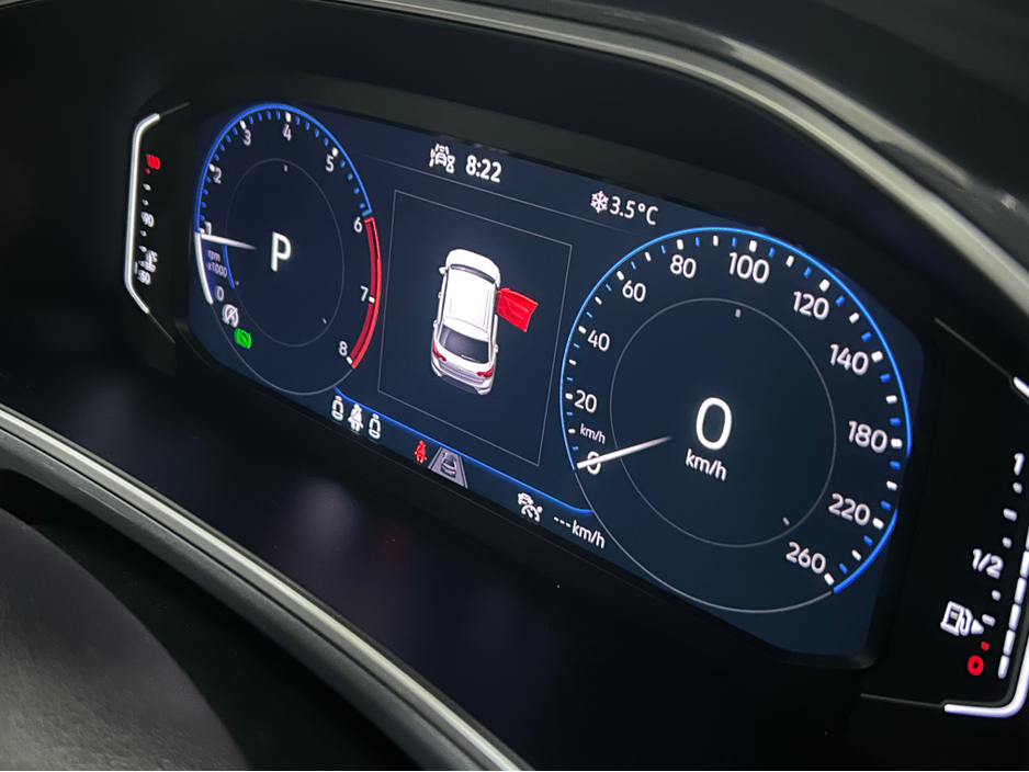 2023 Volkswagen T-Roc STYLE 1.5 TSI D7F 150HP €29,950