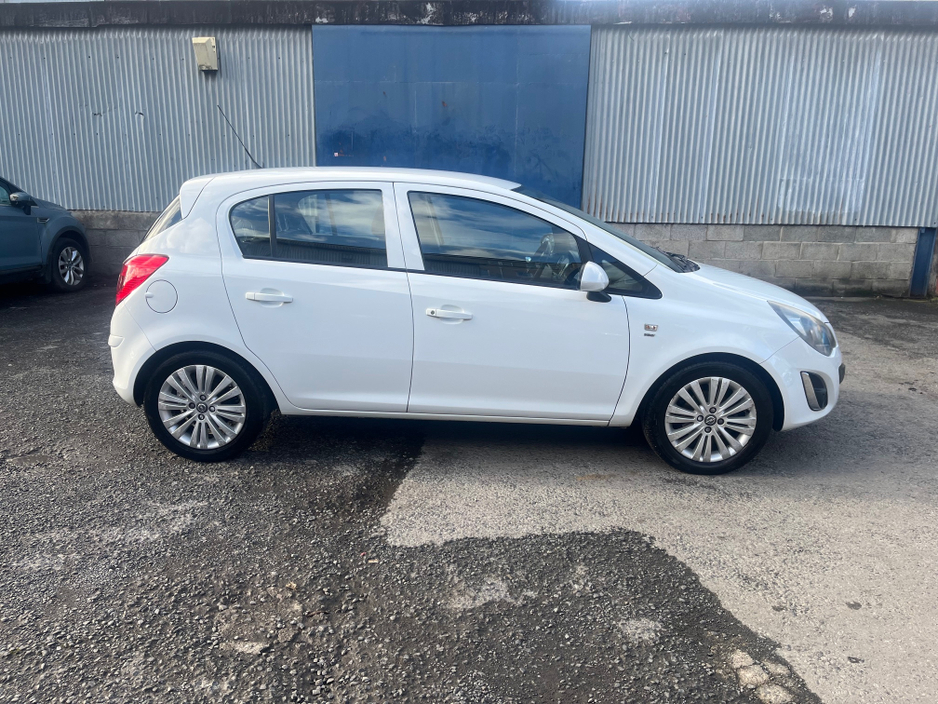2014 Opel Corsa EXCITE 1.2I 16V 4DR €5,950