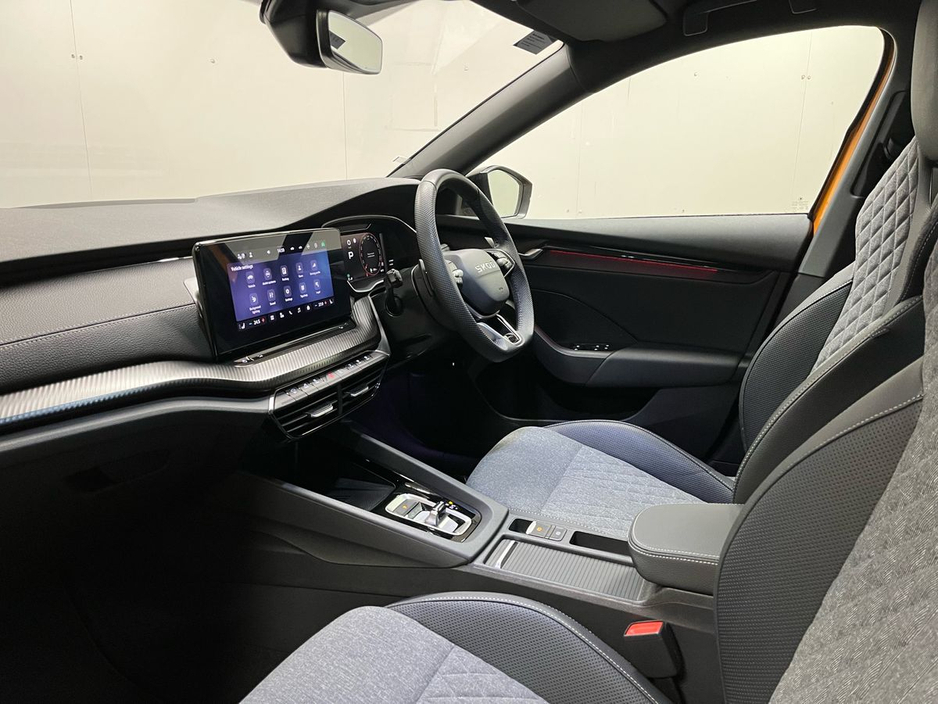 2025 Skoda Octavia Sportline Combi DSG 2.0TDI 150BHP - Reversing Camera - Climate Control - Heated Seats - Cruise Control - Keyless Start - Apple CarPlay/Android Auto €45,950