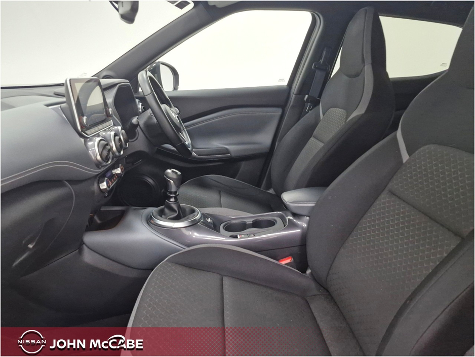 2022 Nissan Juke - image 14