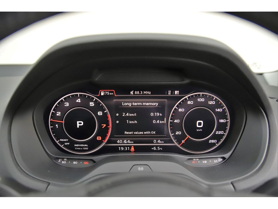 2019 Audi Q2 - image 18