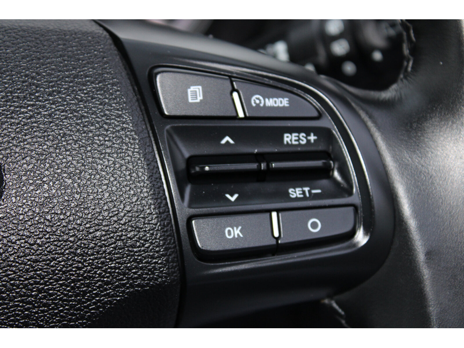 2022 Hyundai i10 - image 19