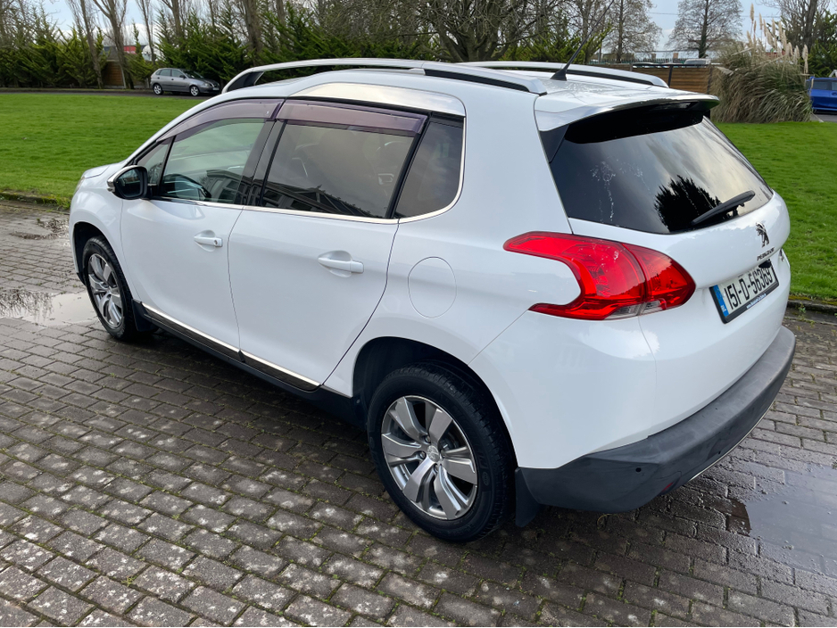 2015 Peugeot 2008 - image 7