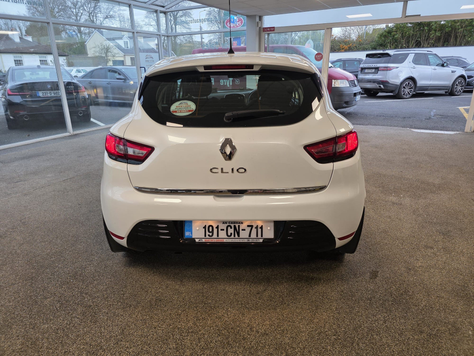 2019 Renault Clio - image 6