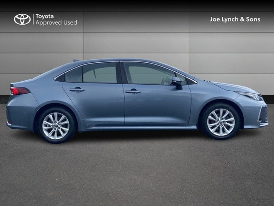 2023 Toyota Corolla COROLLA LUNA SALOON €27,495