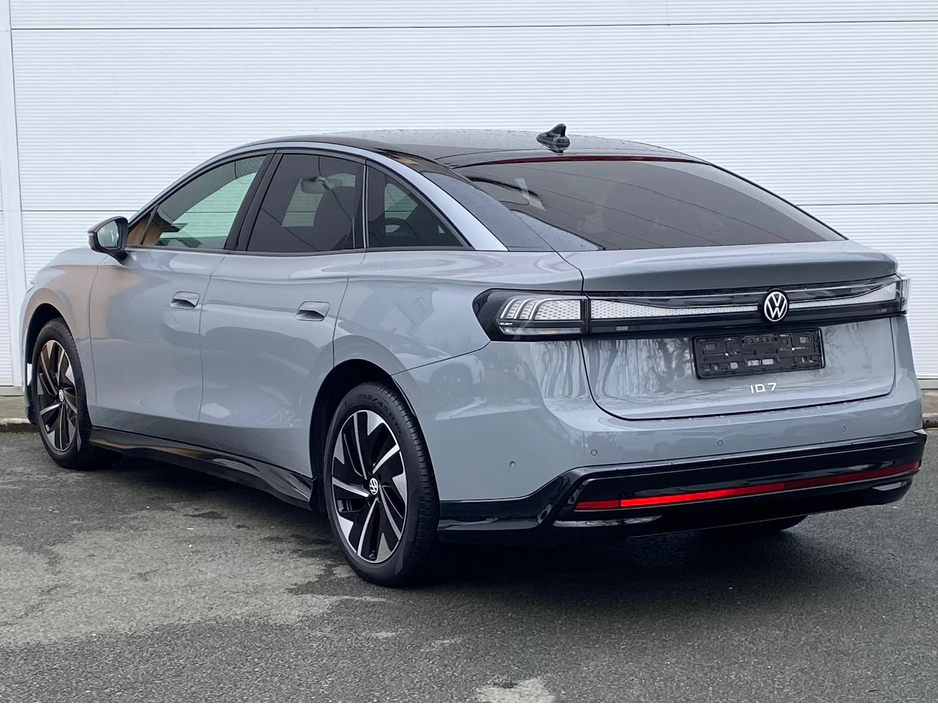 2024 Volkswagen ID.7 PRO PLUS €39,995