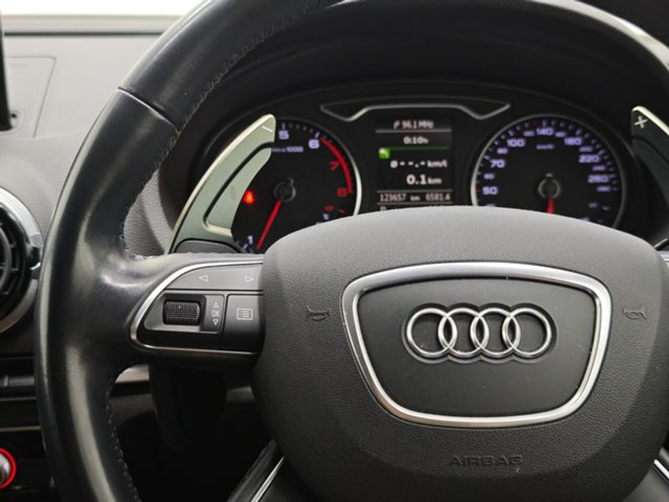 2015 Audi A3 - image 25