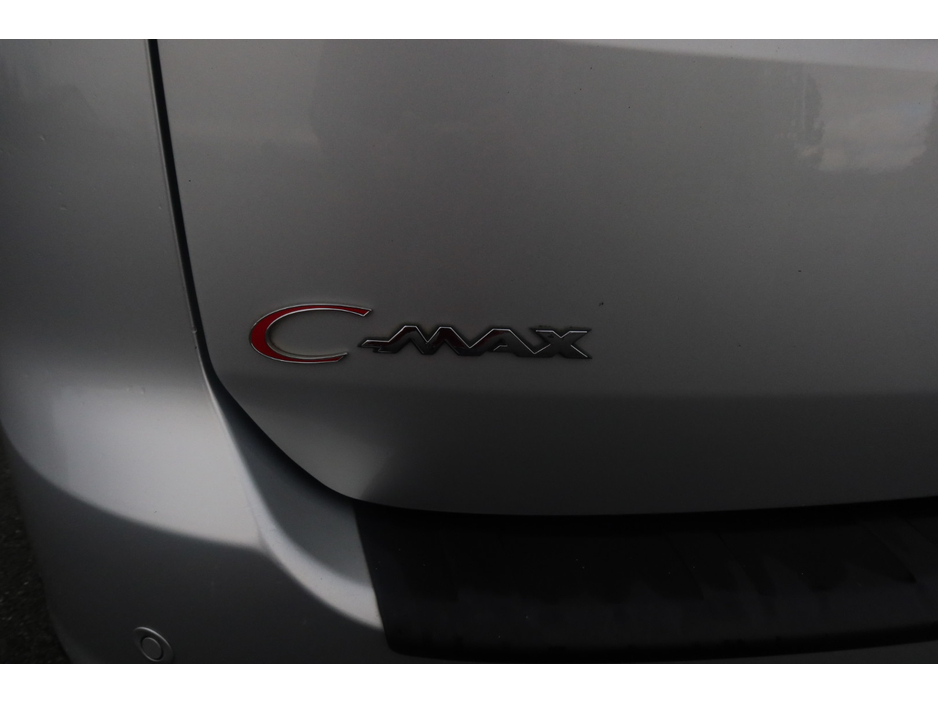 2015 Ford Grand C-Max 1.5 TDCI ZETEC 120 120PS 5DR €7,500