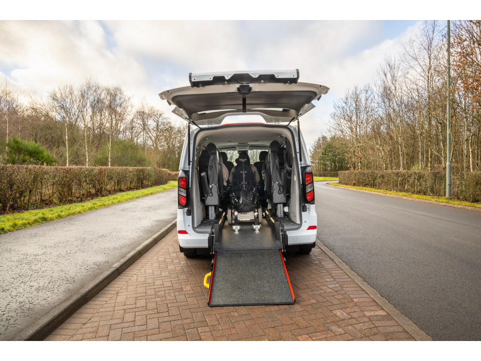 2026 Ford Tourneo Custom Titanium RE Twin - Mid Row (Private)