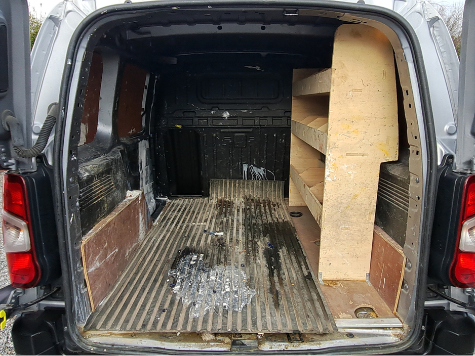 2020 Citroen Berlingo Panel Van Enterprise 1,000 Kg swb  1.5 Diesel with 3 seats in front.
