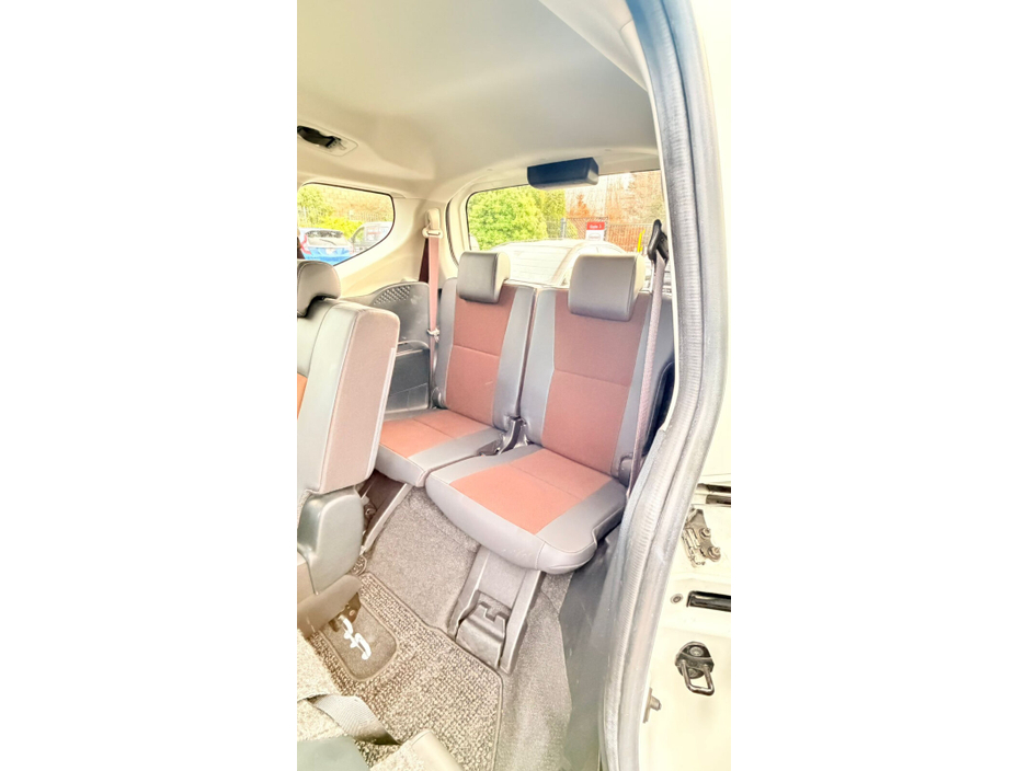 2019 Toyota Sienta  €15,950