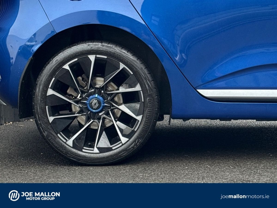 2024 Renault Clio TCe 90 DFull Esprit Alpine €24,950