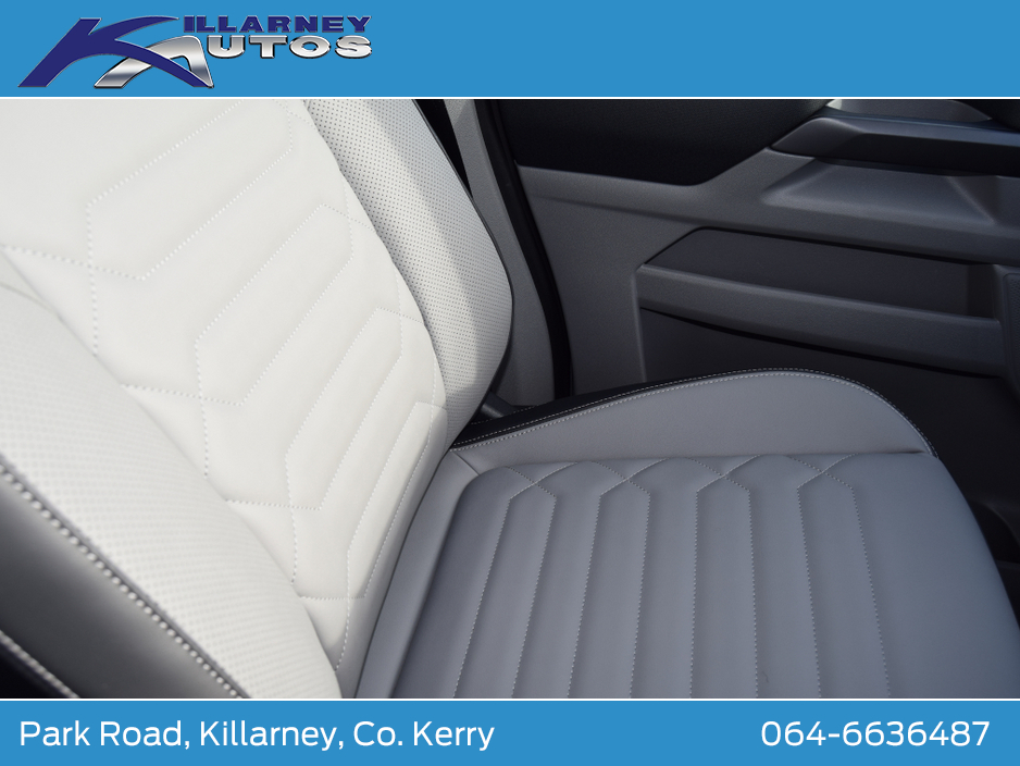 2026 Ford Tourneo Custom 2026 PHEV Tourneo Custom Limited 2.5 Auto