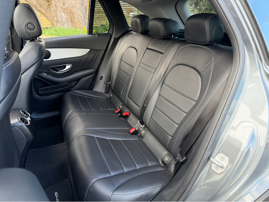 2016 Mercedes-Benz GLC Class - image 23