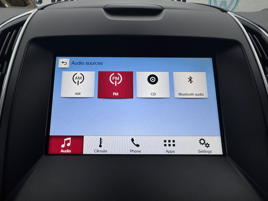 2017 Ford Galaxy - image 33