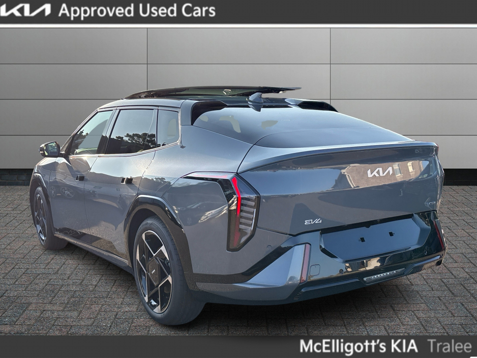 2026 Kia EV4 - image 2