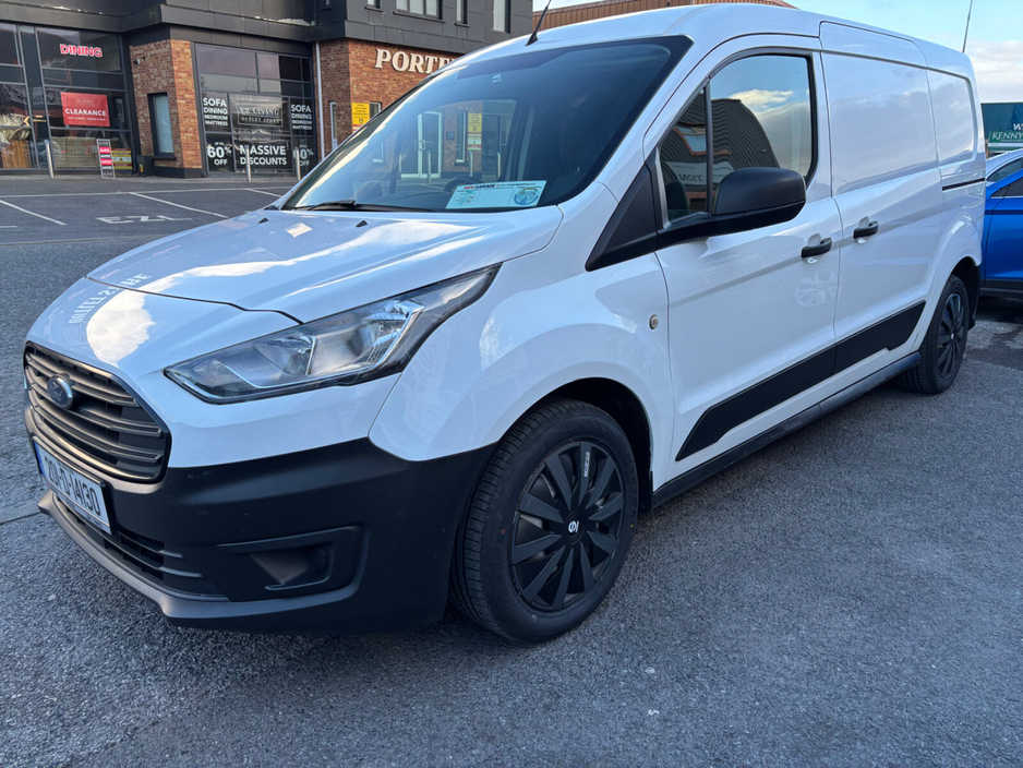 2020 Ford Transit - image 2
