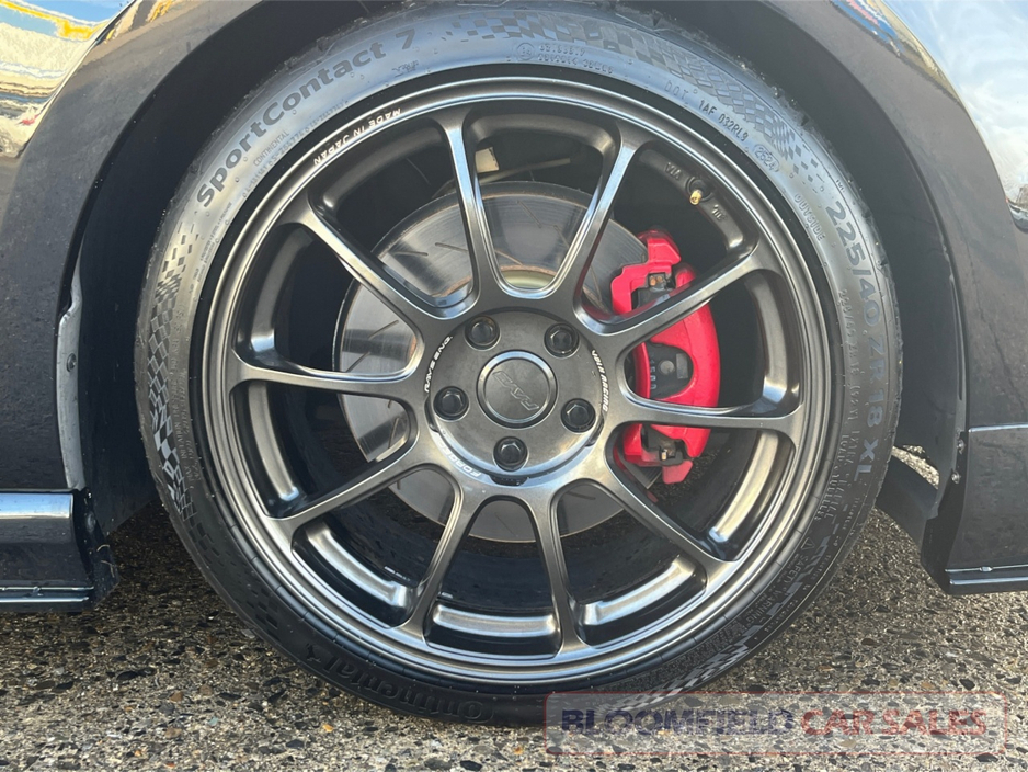 2017 Volkswagen Golf GTI 2.0 , DSG // LOW MILEAGE €24,950