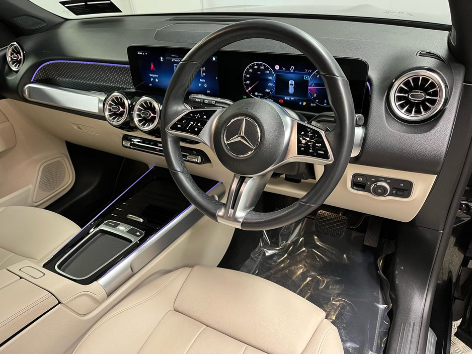 2024 Mercedes-Benz GLB 200d 5 Seat Progressive - Reversing Camera - Ambient Lighting - Sat Nav - Climate Control - Heated Seats - Keyless Start - Apple CarPlay/Android Auto €53,950