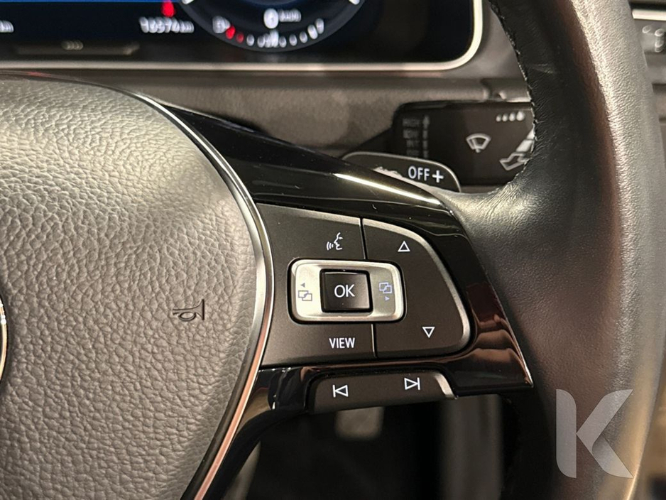 2020 Volkswagen Golf ESTATE AUTOMATIC 1.2L TSI - REVERSE CAMERA - UPGRADED ALLOY WHEELS - PADDLE SHIFT - DIGITAL DASH - CRUISE CONTROL - A/C HEATING CONTROLS €20,950