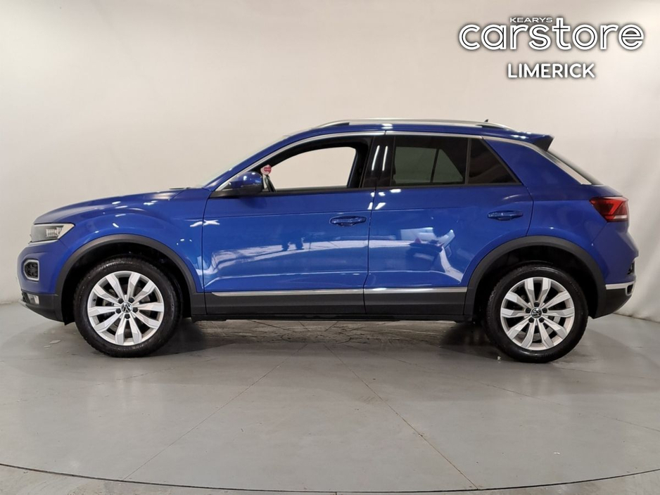 2021 Volkswagen T-Roc - image 6