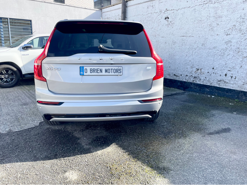 2023 Volvo XC90 - image 27