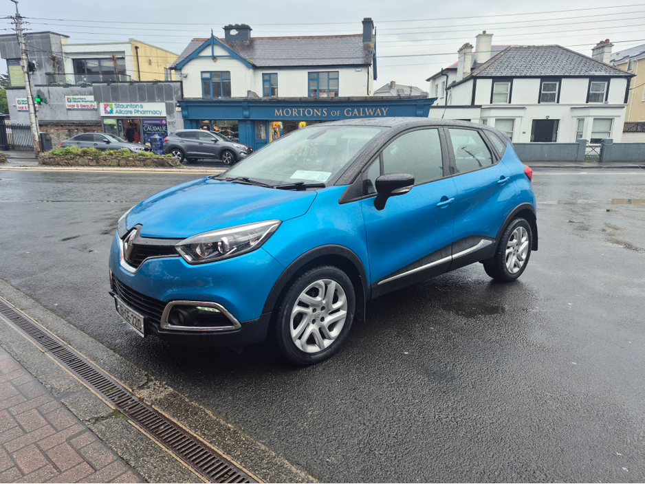 2016 Renault Captur - image 4